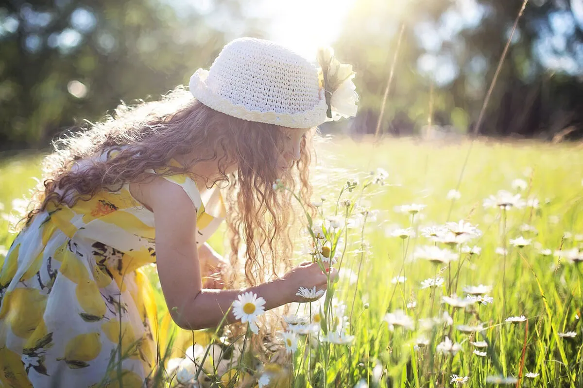 Tips på midsommarlekar för barn och vuxna